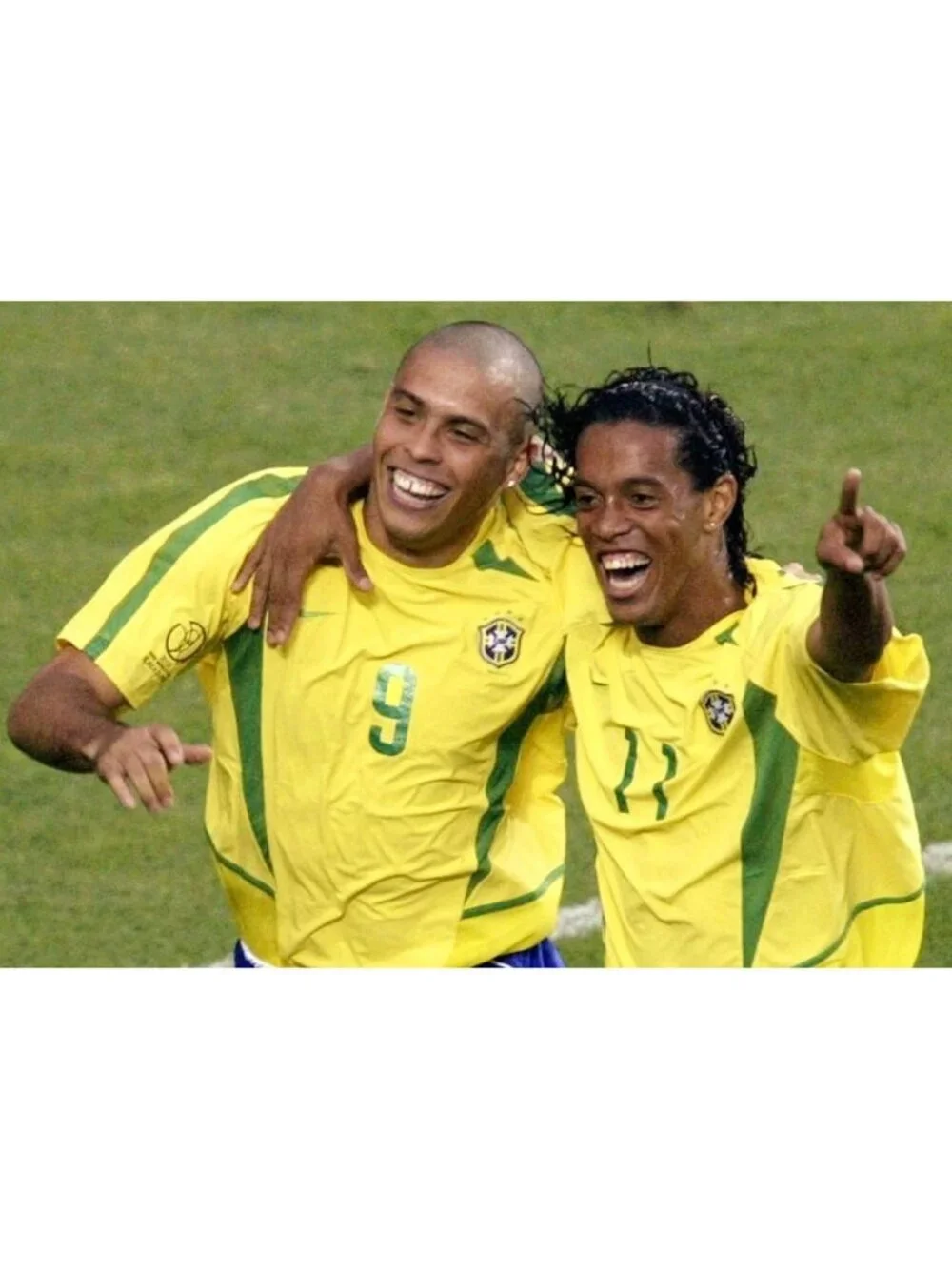 Ronaldinho Brazil 2002 WORLD CUP Soccer Home Jersey L